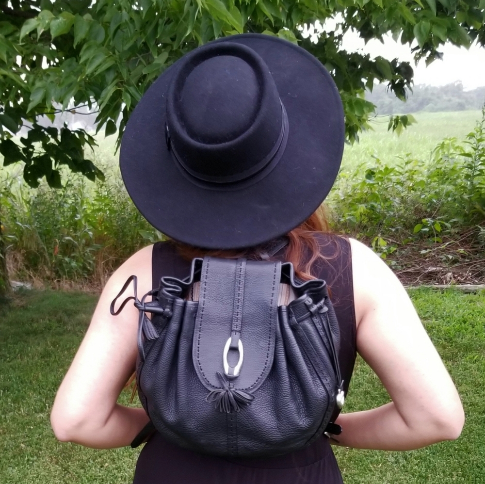 Vtg. Western Style 🐎🖤 Brighton backpack purse